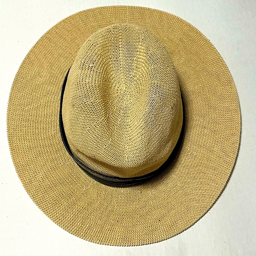 Express Round Brim Hat, Fedora